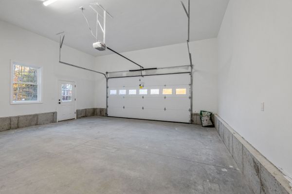 Cost of Garage Window Repair in North Fort Myers